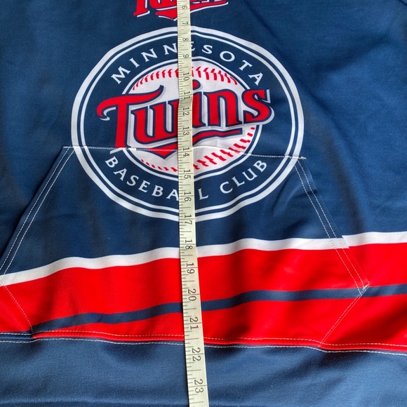MN Twins thin sweatshirt - Picture 3 of 7